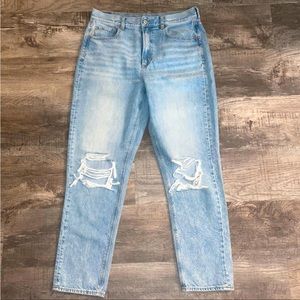 American eagle mom jeans